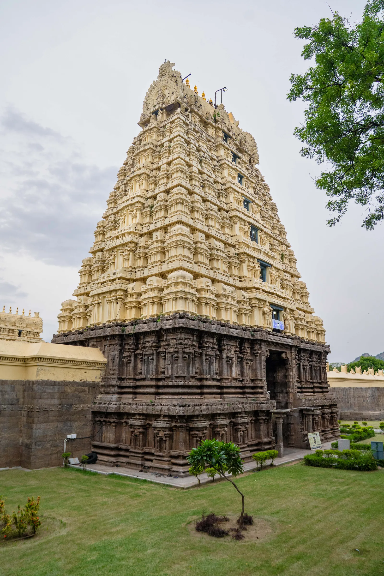 Jalakanteswara Temple, photograph
