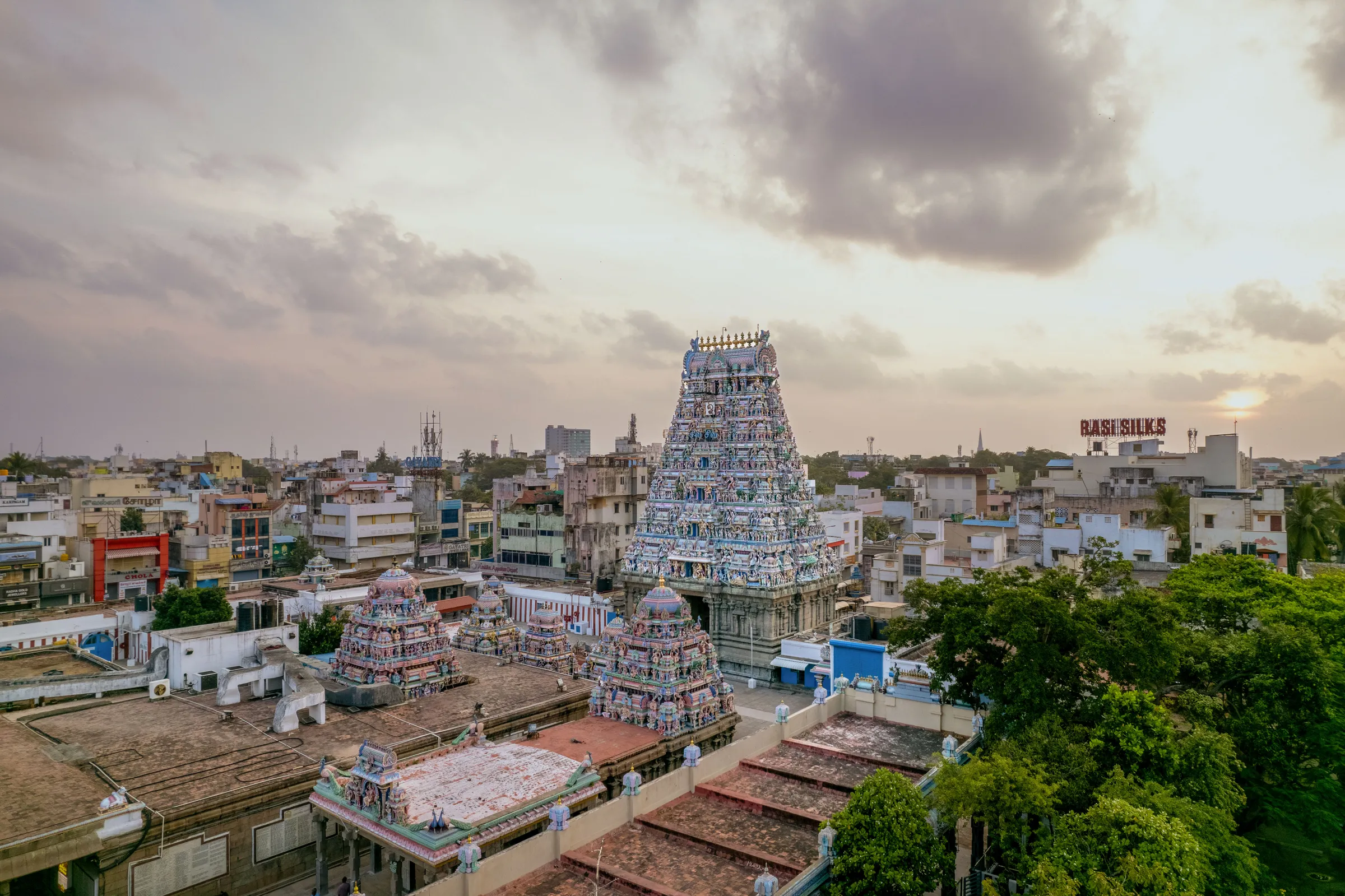 Kapaleeswara Temple, photograph
